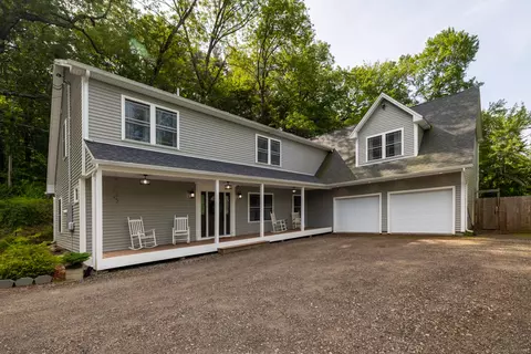 41 Secret Lake Rd, Canton, CT 06019
