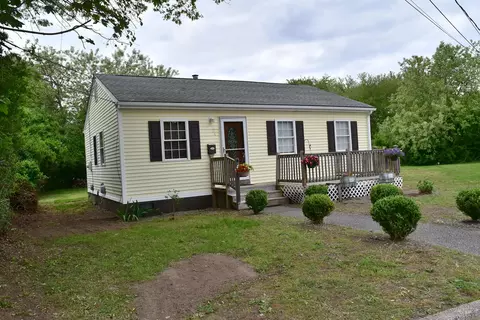 34 Joliet Ct, Groton, CT 06340