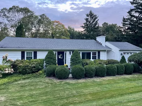 23 Dana Rd, Danbury, CT 06811