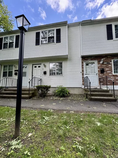 103 Kohanza St #E, Danbury, CT 06811