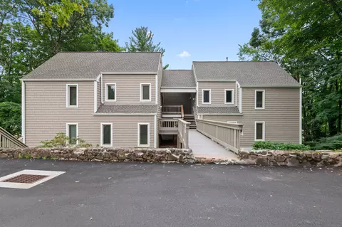 360 Fountain St #21, New Haven, CT 06515