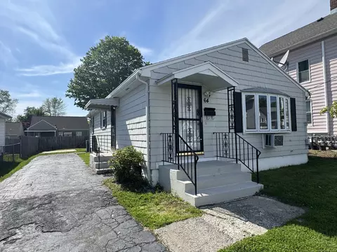64 Dix St, Hamden, CT 06514