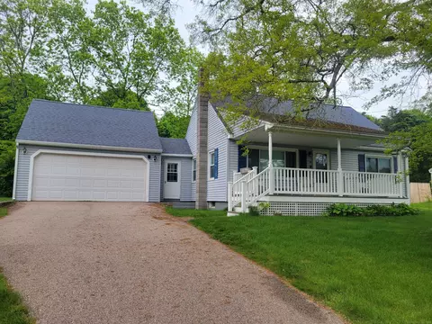 35 Cedar Dr, North Stonington, CT 06359