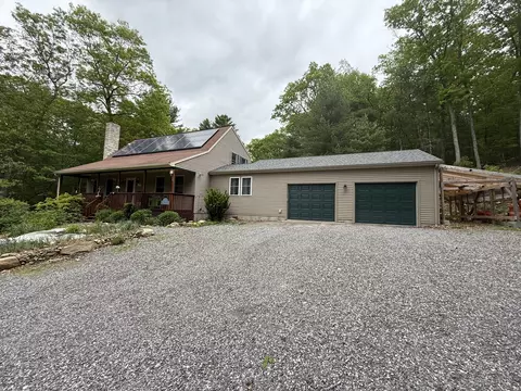 266 Buckley Hill Rd, North Grosvenor Dale, CT 06255