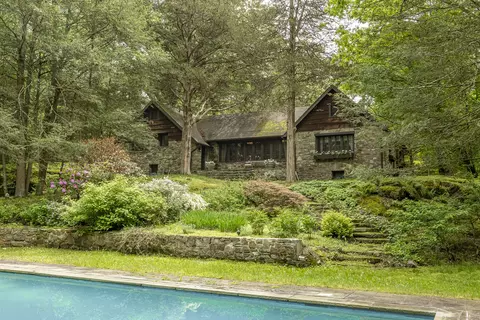 Undisclosed, New Milford, CT 06776