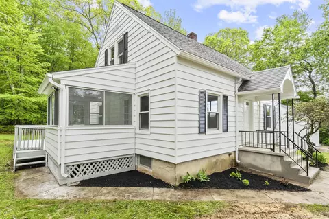 291 Maple Hill Rd, Naugatuck, CT 06770
