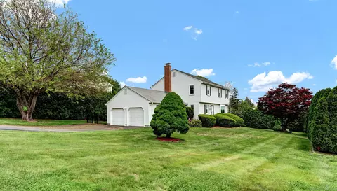 155 Raymond Rd, Rocky Hill, CT 06067