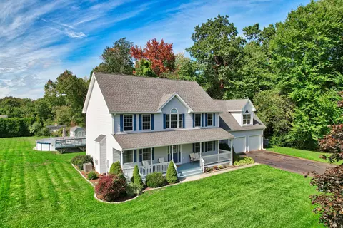17 Salerno Dr, Enfield, CT 06082