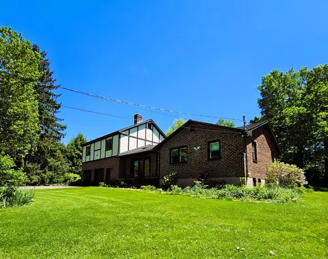 37 Judy Ln, Wolcott, CT 06716