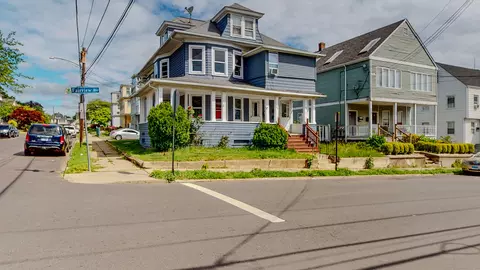 174 Fairview Ave, Bridgeport, CT 06606