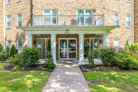 421 Tolland St #312, East Hartford, CT 06108