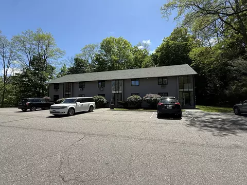 11 Gibbs St #9, Winchester, CT 06098