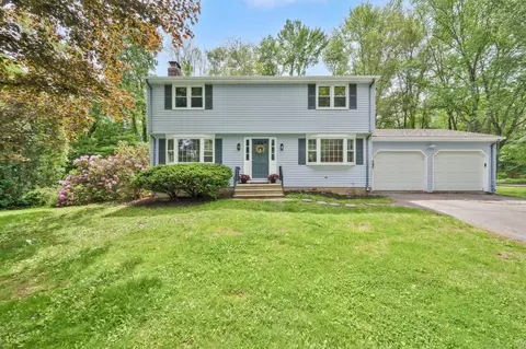 2 Broken Arrow Dr, East Granby, CT 06026