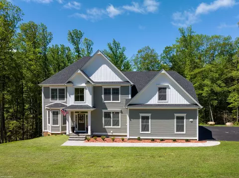 81 Nelson Dr, Burlington, CT 06013