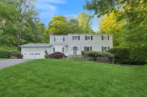 503 Mountain Laurel Rd, Fairfield, CT 06824