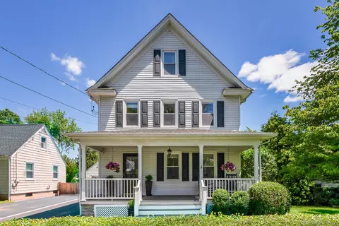 10 Fairfield Ave, Darien, CT 06820