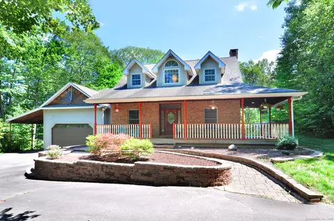 17 Taine Mountain Rd, Unionville, CT 06085