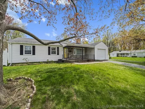 21 Poplar St, Enfield, CT 06082