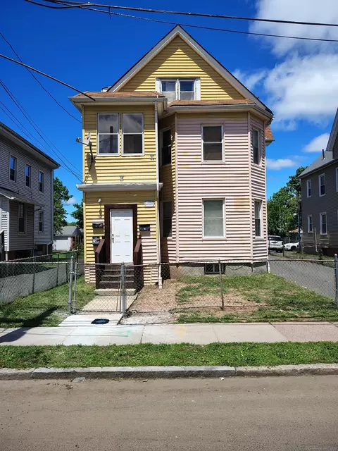 56 Benton St, Hartford, CT 06114