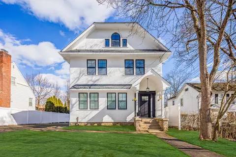 649 Newfield Ave, Stamford, CT 06905