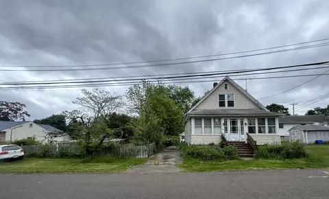 1355 Hillside Ave, Stratford, CT 06614