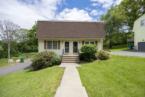 160 Macarthur Dr #160, Waterbury, CT 06704