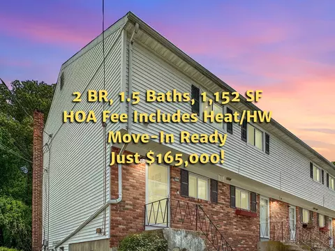 132 Woodland Dr #D, Uncasville, CT 06382