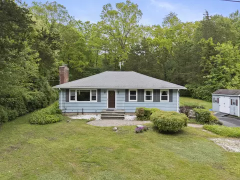 89 Munson Rd, Wolcott, CT 06716