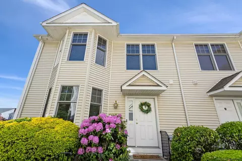 50 Almira Dr #B, Greenwich, CT 06831