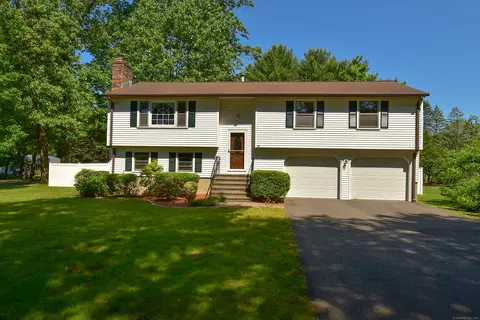 169 Brookfield St, South Windsor, CT 06074