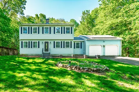 27 Porter Rd, Wolcott, CT 06716