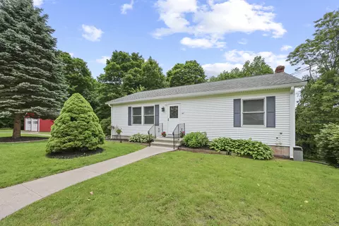 63 Bidwell St, Middletown, CT 06457