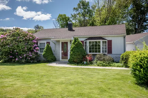 7 Cheryl Ave, Wallingford, CT 06492