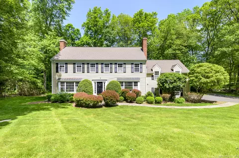 92 Silver Spring Rd, Wilton, CT 06897