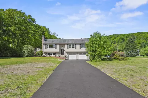 96 Flanders River Rd, Coventry, CT 06238