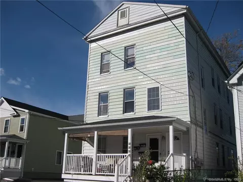 40 Orchard St, Bristol, CT 06010