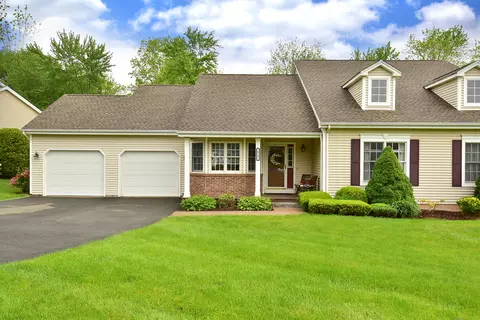 63 Hudson Ln #63, Windsor, CT 06095
