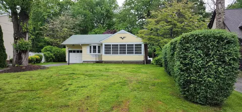 71 Sherry Ln, New Milford, CT 06776
