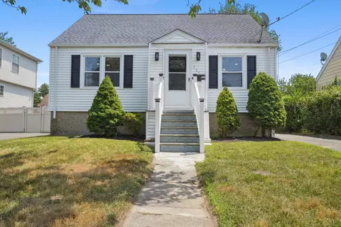 205 Boswell St, Stratford, CT 06615