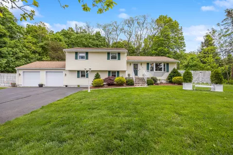 23 Talmadge Hill Rd, Prospect, CT 06712