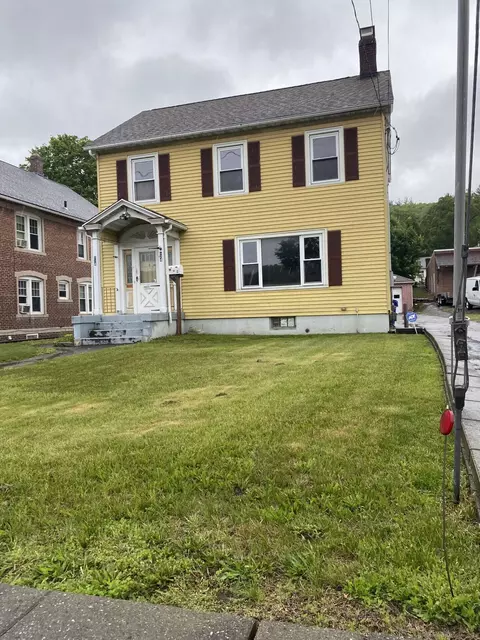 624 S Main St, Torrington, CT 06790