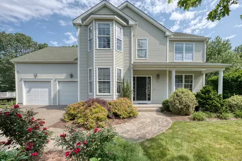 117 Shelley Ln, Glastonbury, CT 06033