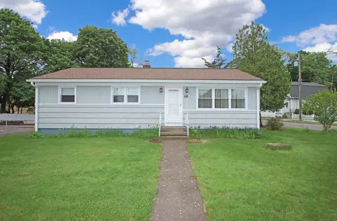 58 Wade St, West Haven, CT 06516