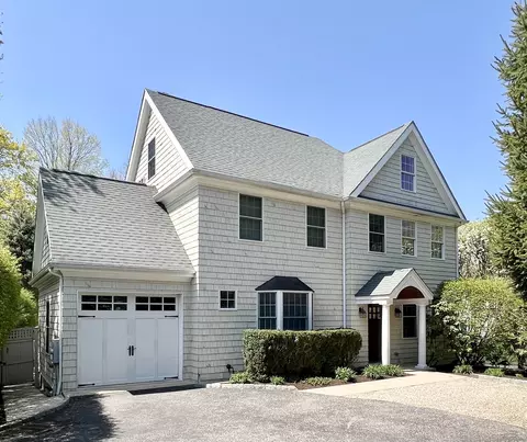 211 High Ridge Ave, Ridgefield, CT 06877