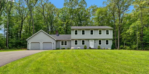 848 Plainville Ave, Farmington, CT 06032