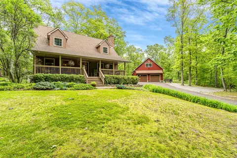 407 Starkweather Rd, Plainfield, CT 06374