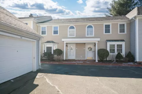 1 E Hayestown Rd #157, Danbury, CT 06811