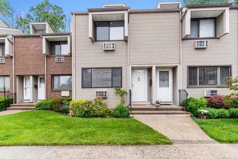 168 Belltown Rd #35 - D5, Stamford, CT 06905