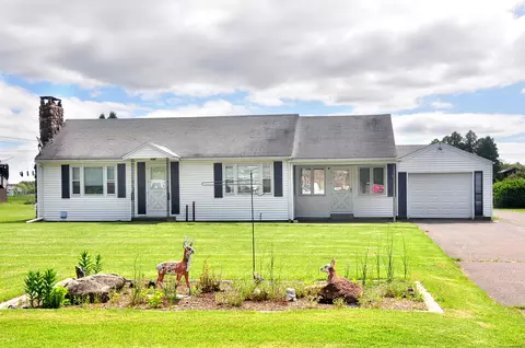9 Larch Dr, East Granby, CT 06026
