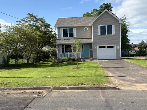 19 Race Ave, Plainville, CT 06062